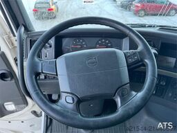 Volvo FH520 tractor unit. 141,000 km!