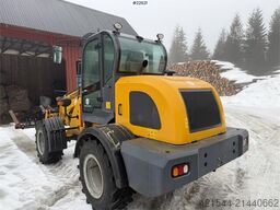 Günter Grossmann Ladowarka GG2500T telehandler with a bucket and l