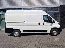 PEUGEOT Boxer Kasten Hochraum 333 L2H2 Pro BlueHDi 120 S