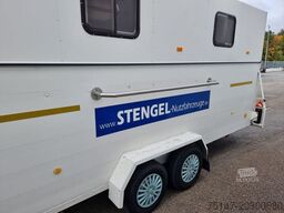  2,5 to Tandem-Anhänger Koffer Rampe hinten+vorne