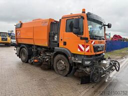 MAN TGM 18.340 Roadsweeper