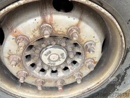SCHMITZ SPR 27 (SAF AXLES / DISC BRAKES)