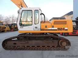 LIEBHERR R924 Long Reach