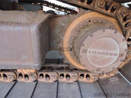 LIEBHERR R924 Long Reach