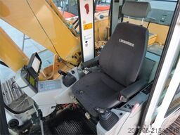 LIEBHERR R924 Long Reach