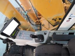 LIEBHERR R924 Long Reach