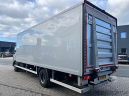 Volvo FL 250 4X2 16t NL / GESLOTEN LAADBAK + LAADKLEP...