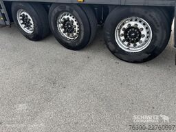 Schmitz Cargobull Semitrailer Reefer Standard divu klāju