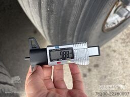 Schmitz Cargobull Semitrailer Reefer Standard divu klāju