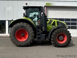 CLAAS Axion 930