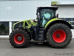 CLAAS Axion 930