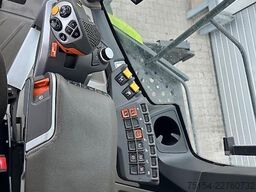 CLAAS Lexion 8600 TT
