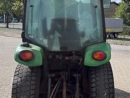 John Deere 3720