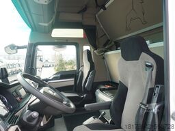 MAN TGX 26.470 tow truck / NEW galvanized