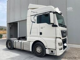 MAN TGX