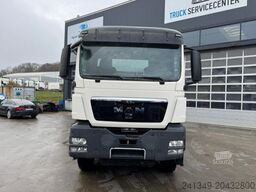 MAN TGS 37.480 8x4 Moser