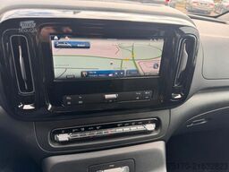 Mercedes-Benz Vito 119 CDI Tourer Select DISTRONIC LED AHK2,5t