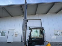 Jungheinrich EFG320 + Ladegerät 3753--EK