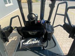 Linde E20PL-02 + Ladegerät 3516 --EK