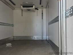 Mercedes-Benz Sprinter 319