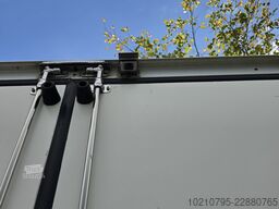 Mercedes-Benz Sprinter 319