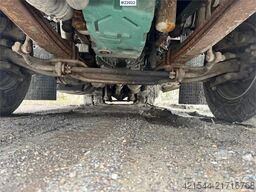 Volvo FM330 recovery truck.