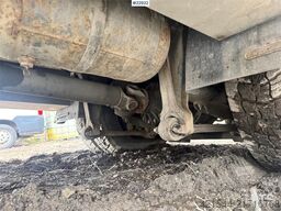 Volvo FM330 recovery truck.