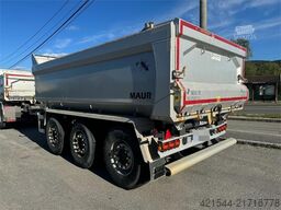 Maur trailer