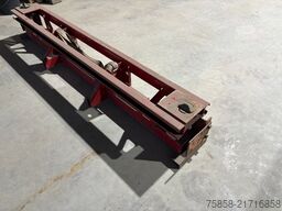 sonstige Ausgleichsbock für gekröpften Tieflader