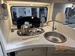 EURAMOBIL Activa One AO 630 LS Luftfahrwerk Travel Paket