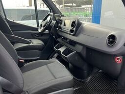 MERCEDES-BENZ Sprinter 314 AUTOMATIK NAVI TOTWINKEL KAMERA LED