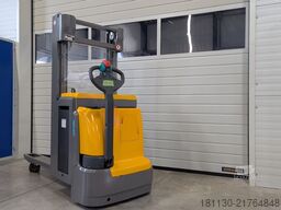 Carretilla elevadora Jungheinrich EJC 216z 115 240 ZT