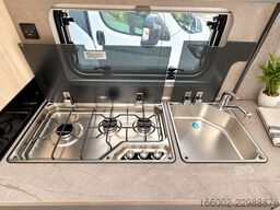 HOBBY De Luxe 495 WFB 1800 kg City-Wasser TV-Halter