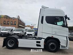 Ford Ford Fmax 500 anno 2023 km118000 con Adr