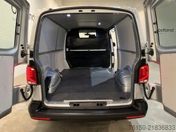 Volkswagen Transporter 2.0 TDI L2H1 150 PK Automaat / Euro...
