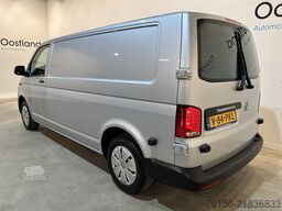Volkswagen Transporter 2.0 TDI L2H1 150 PK Automaat / Euro...
