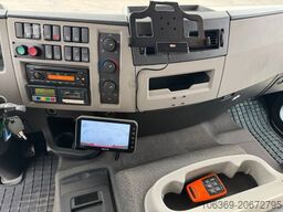 VOLVO FE320 6x2*4 Frigoblock FK25SL 9.9 m Frigobox