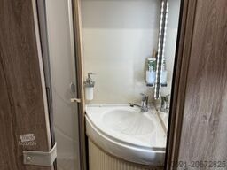 EURAMOBIL Profila RS 675 SB Luft Lithium Markise RFK