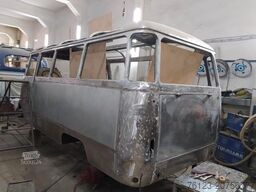 MERCEDES-BENZ Vorgänger Sprinter O 319 Samba mit Faltdach AC