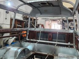 MERCEDES-BENZ Vorgänger Sprinter O 319 Samba mit Faltdach AC