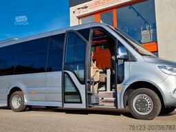 MERCEDES-BENZ 519 und 517 Glasdach XXL 20 Sitze Stock