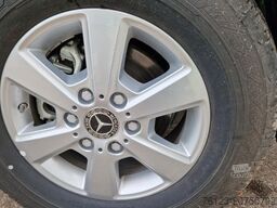 MERCEDES-BENZ Sprinter Lord Comfort 12 Sitzer In Stock