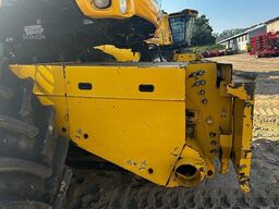 New Holland CR 9070 Elevator