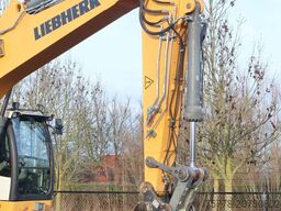 Liebherr R936 LC | QUICK COUPLER | BUCKET