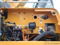 Liebherr R936 LC | QUICK COUPLER | BUCKET