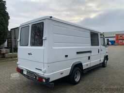 Mercedes-Benz SPRINTER 512D - 4X2 VARIO