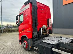 Volvo FH Globetrotter 4x2 ADR (EXII, EXIII, FL, AT) E...