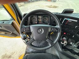 Mercedes-Benz Actros 1827 4x2 LOW MILEAGE ! / BOX L=8236 mm