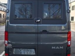 MEGAMOBIL Mega Lounge 680 S Twin Best Luxury Campervan