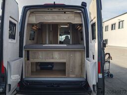 MEGAMOBIL Mega Lounge 680 S Twin Best Luxury Campervan